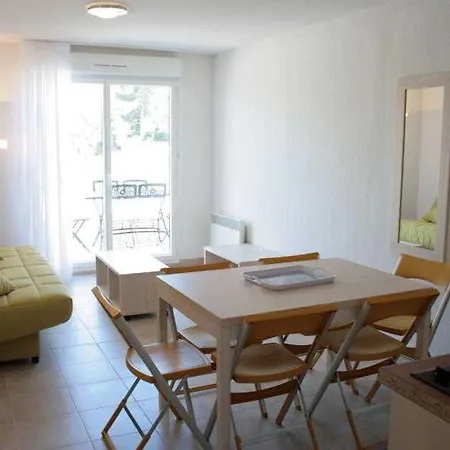 假日公园 Les Parasols D'argens 罗克布伦河畔阿尔让