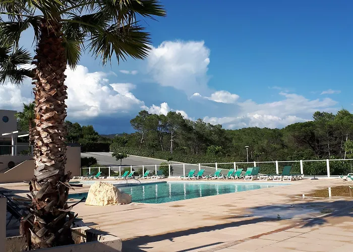 Les Parasols D'argens Semesterpark Roquebrune-sur Argens