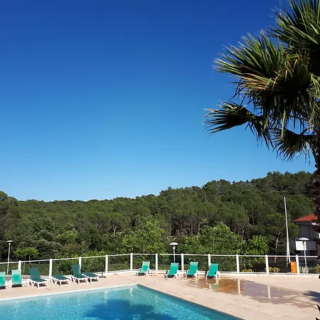 Les Parasols D'argens * Roquebrune-sur-Argens