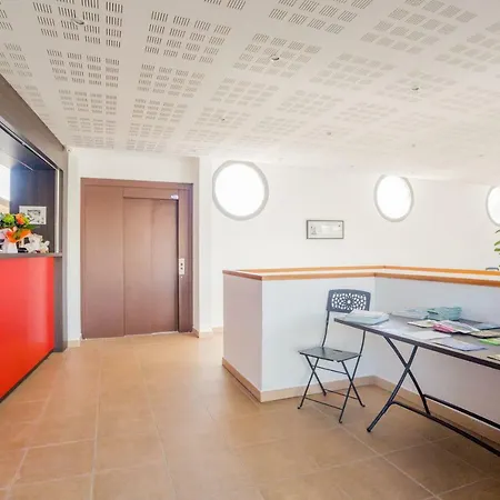 Les Parasols D'argens Holiday park *