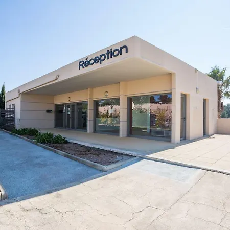 Les Parasols D'argens *