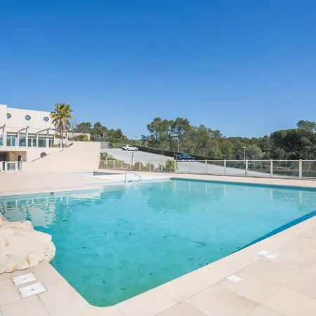 Les Parasols D'argens Prázdninový areál