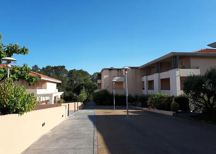 Les Parasols D'argens * 로크부른수르알젠스
